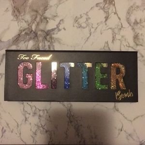 Too Faced Glitter Bomb Palette